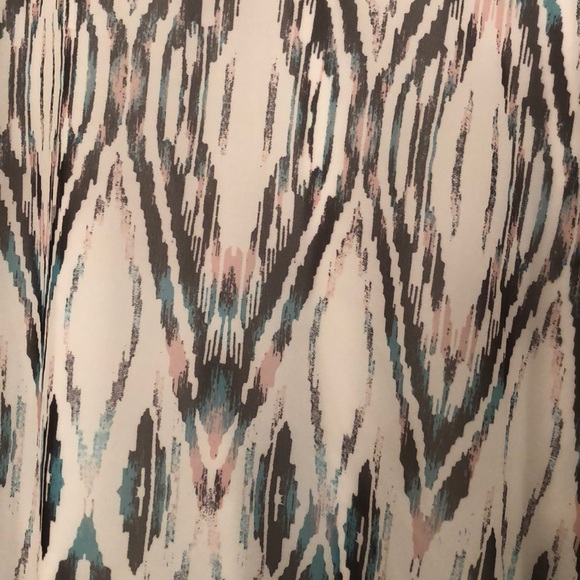 Patterned dress - Picture 2 of 3